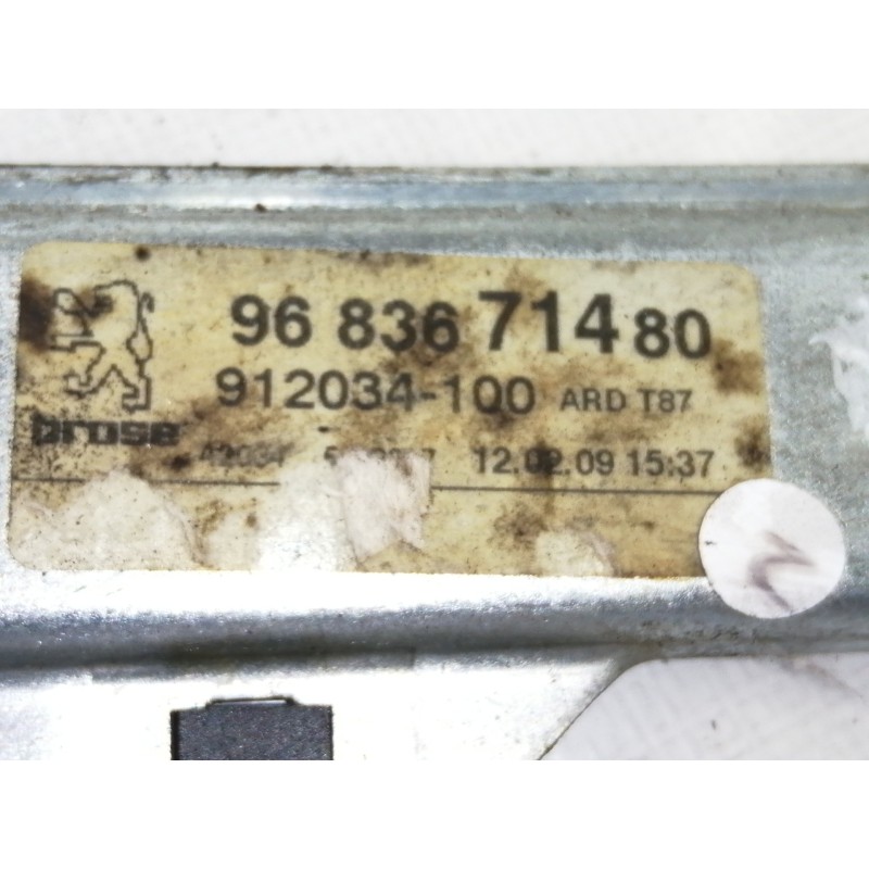 Recambio de elevalunas trasero derecho para peugeot 5008 confort referencia OEM IAM 9683671480  