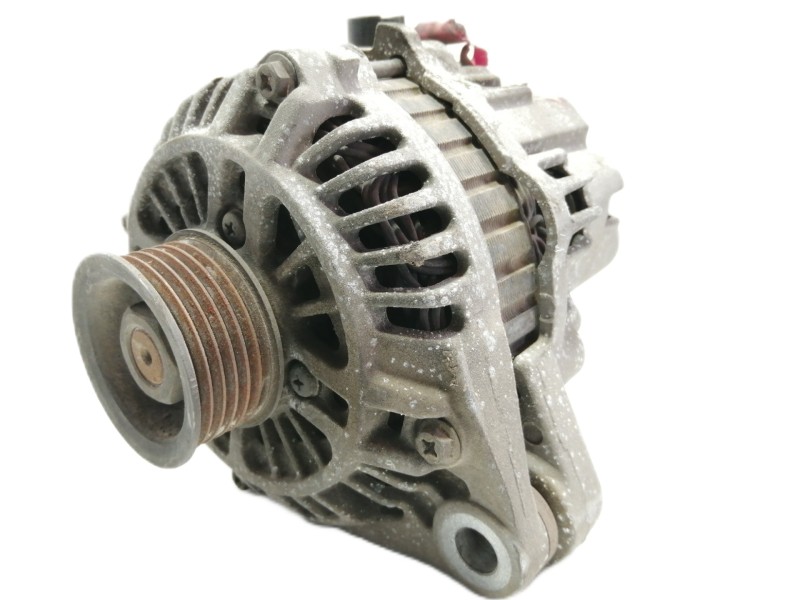 Recambio de alternador para ford fiesta berlina studio referencia OEM IAM 96MF10300DC  