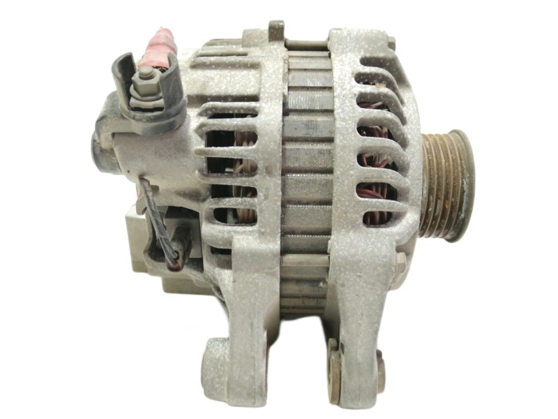 Recambio de alternador para ford fiesta berlina studio referencia OEM IAM 96MF10300DC  