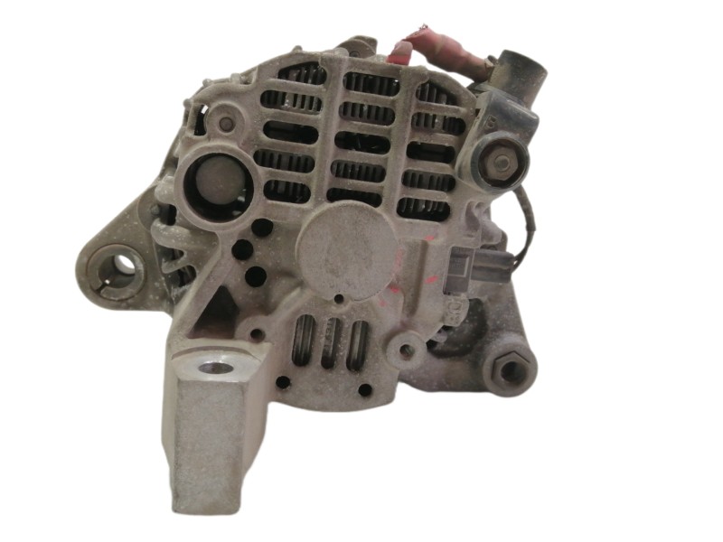 Recambio de alternador para ford fiesta berlina studio referencia OEM IAM 96MF10300DC  