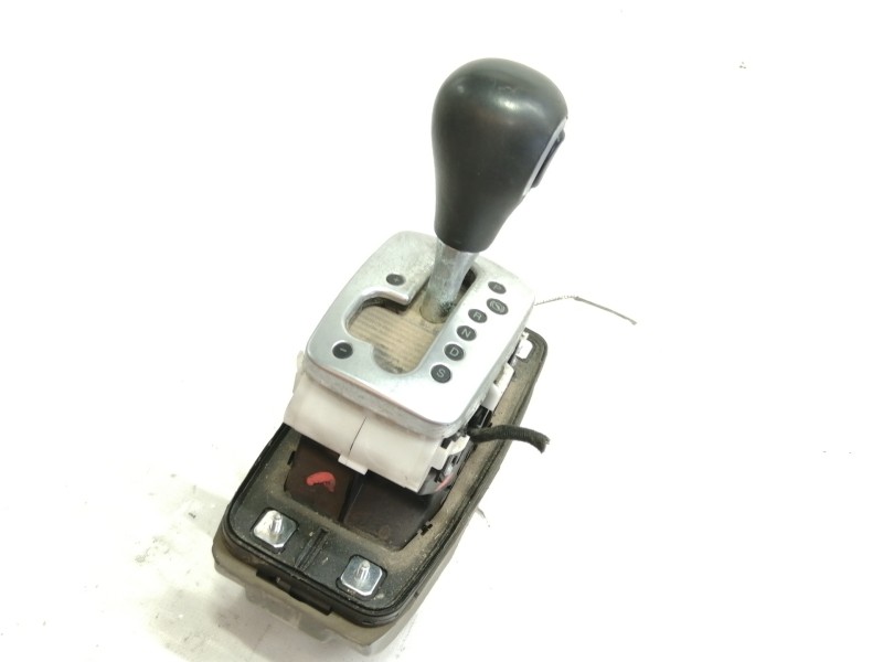 Recambio de palanca cambio para audi a4 avant (8e) 2.0 tdi referencia OEM IAM 8E2713111  