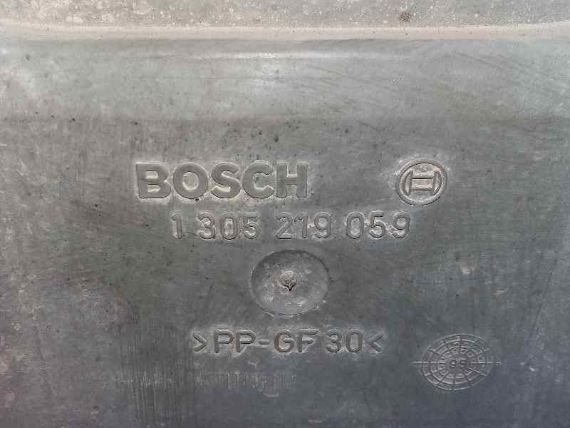 Recambio de faro derecho para ford fiesta berlina studio referencia OEM IAM 1305219059  