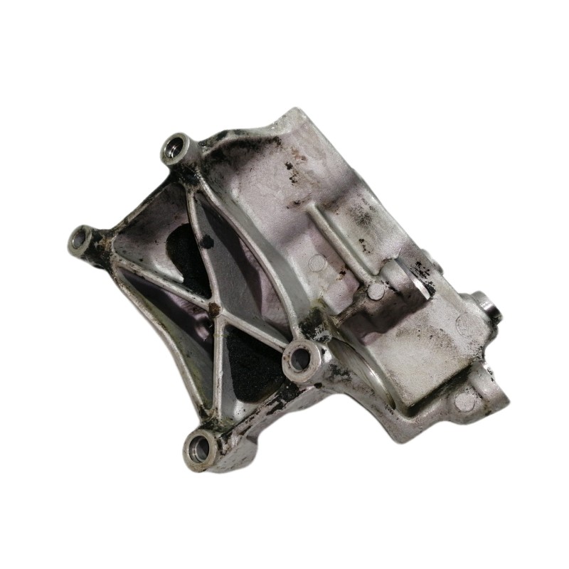 Recambio de soporte alternador para hyundai santa fe (sm) 2.0 gls crdi referencia OEM IAM   