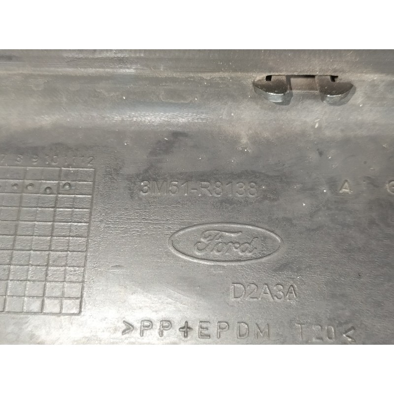 Recambio de rejilla delantera para ford fiesta (cbk) ambiente referencia OEM IAM 3M51R8200A 3M51R8200C 3M51R8138