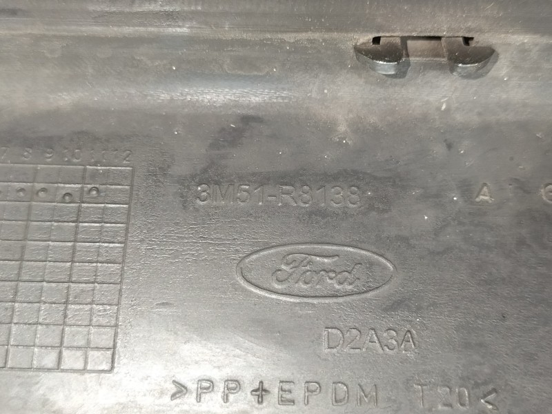 Recambio de rejilla delantera para ford fiesta (cbk) ambiente referencia OEM IAM 3M51R8200A 3M51R8200C 3M51R8138