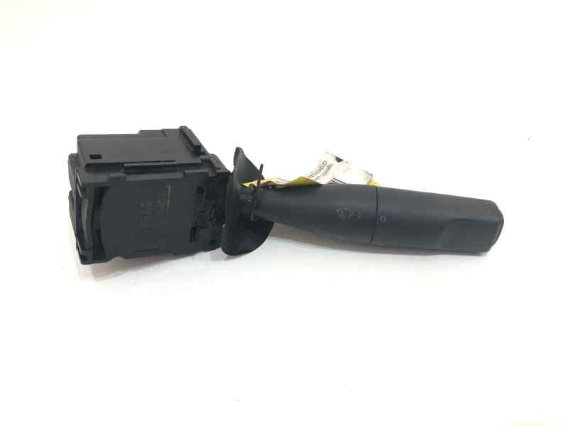 Recambio de mando limpia para citroën zx 1.9 d tentation referencia OEM IAM 33779502  