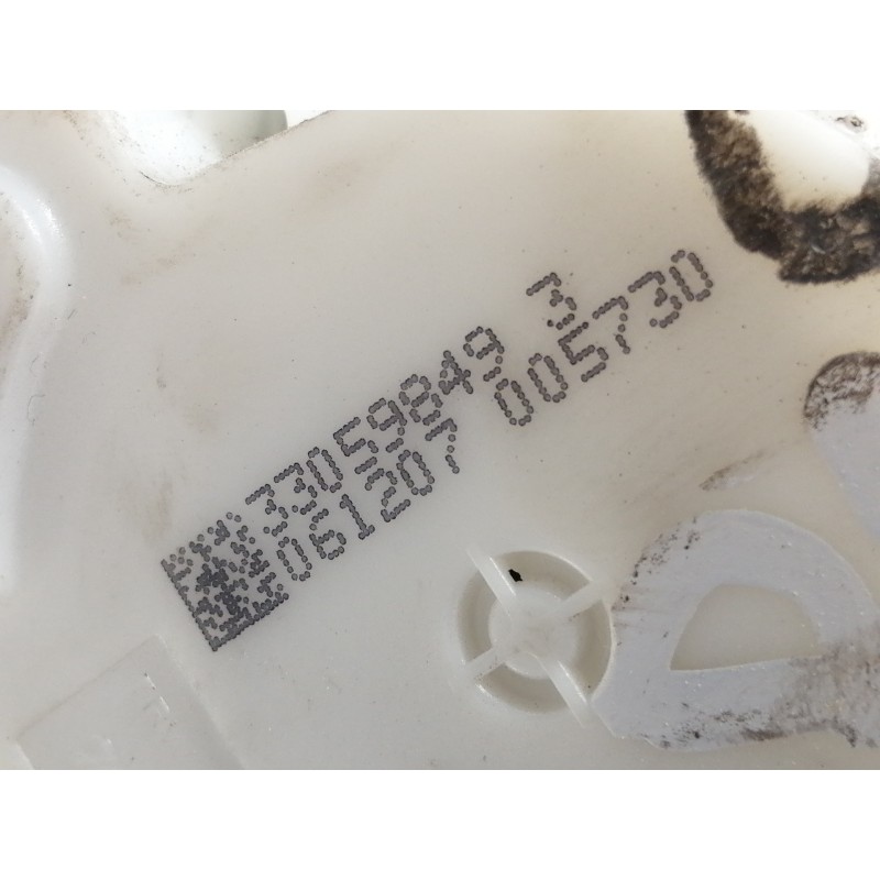 Recambio de cinturon seguridad delantero derecho para bmw serie 3 berlina (e90) 320d referencia OEM IAM 330598493  