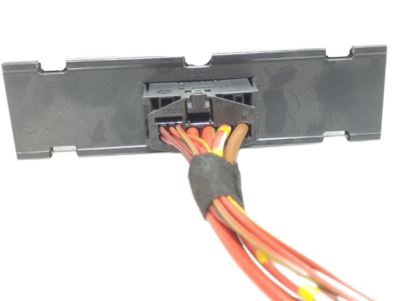 Recambio de modulo electronico para bmw serie 3 berlina (e90) 320d referencia OEM IAM 8ES00947920  