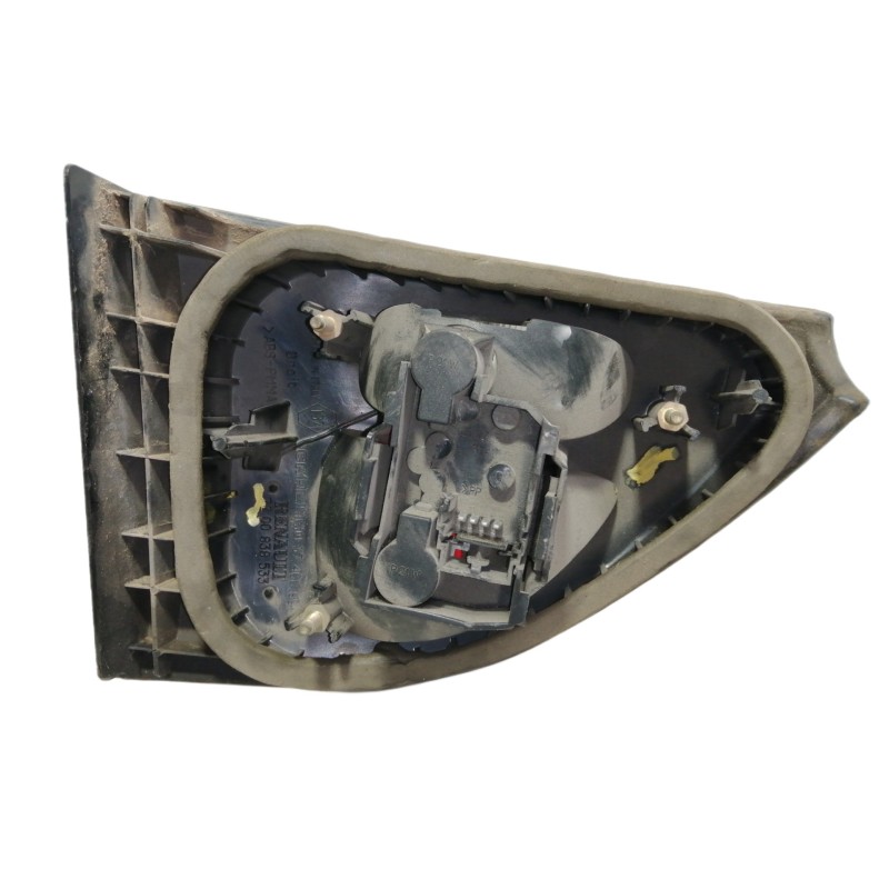 Recambio de piloto trasero derecho interior para renault megane i classic (la0) 1.6e alize referencia OEM IAM 7700838533  