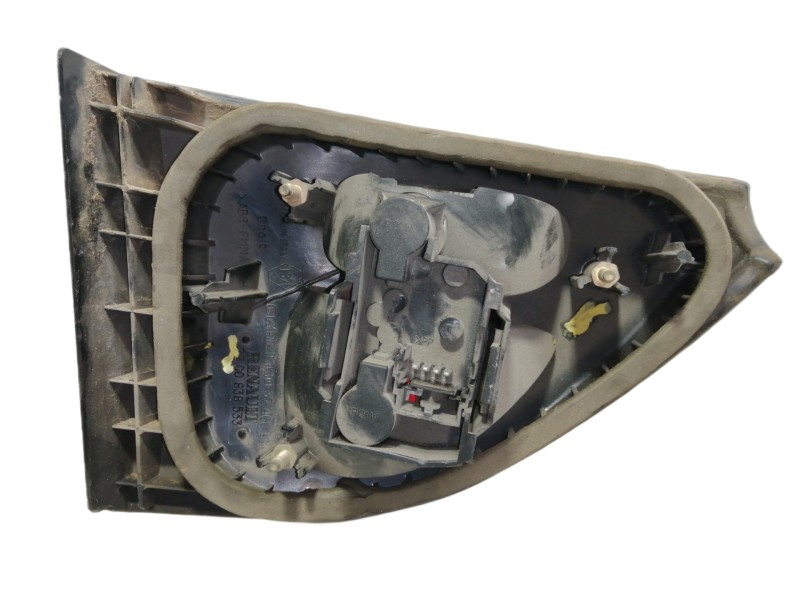 Recambio de piloto trasero derecho interior para renault megane i classic (la0) 1.6e alize referencia OEM IAM 7700838533  