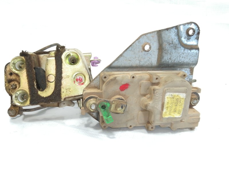 Recambio de cerradura puerta delantera derecha para opel frontera a básico referencia OEM IAM 894450010  