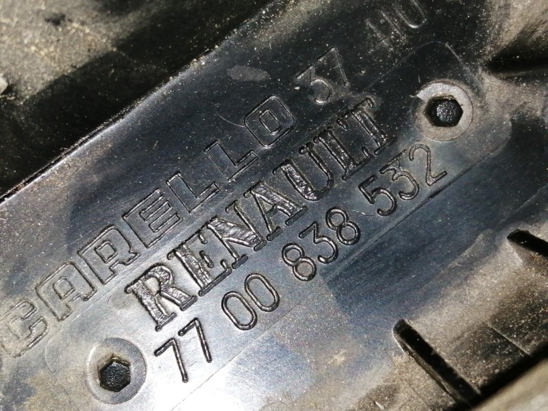 Recambio de piloto trasero izquierdo interior para renault megane i classic (la0) 1.6 referencia OEM IAM 7700838532  