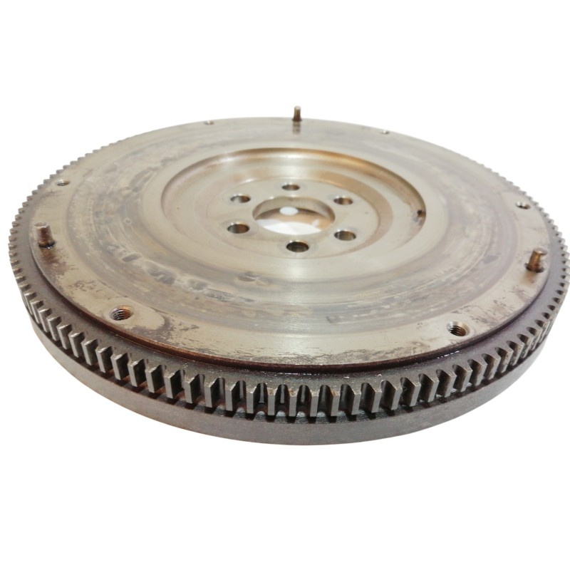 Recambio de volante motor para audi a3 (8p) 1.6 fsi ambiente referencia OEM IAM R0301052710  