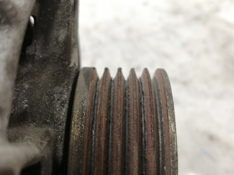 Recambio de alternador para citroën xsara berlina 1.6 attraction referencia OEM IAM 9634476880 63321723 A115I 