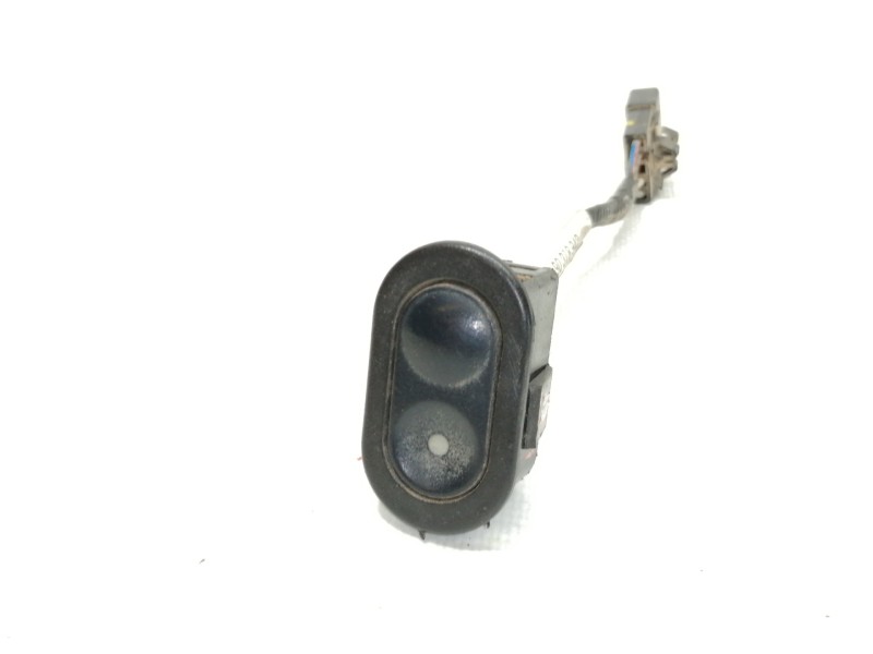 Recambio de mando elevalunas trasero izquierdo para opel frontera a básico referencia OEM IAM 90318942  