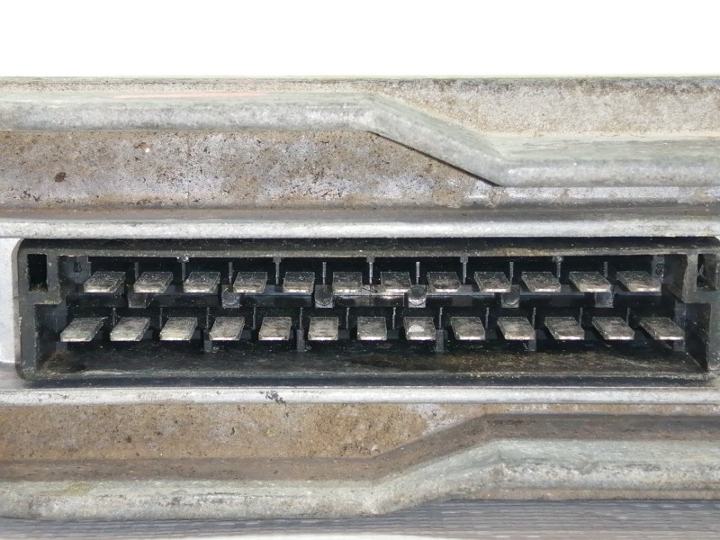 Recambio de centralita motor uce para renault scenic (ja..) 1.9 d rt referencia OEM IAM 7700104956  