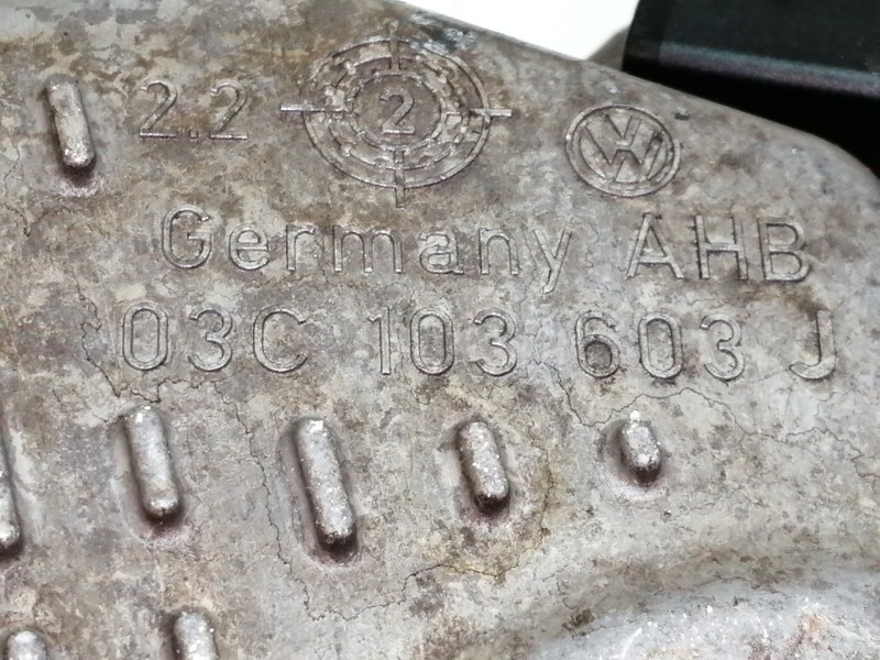 Recambio de carter para audi a3 (8p) 1.6 fsi ambiente referencia OEM IAM 03C103603J  