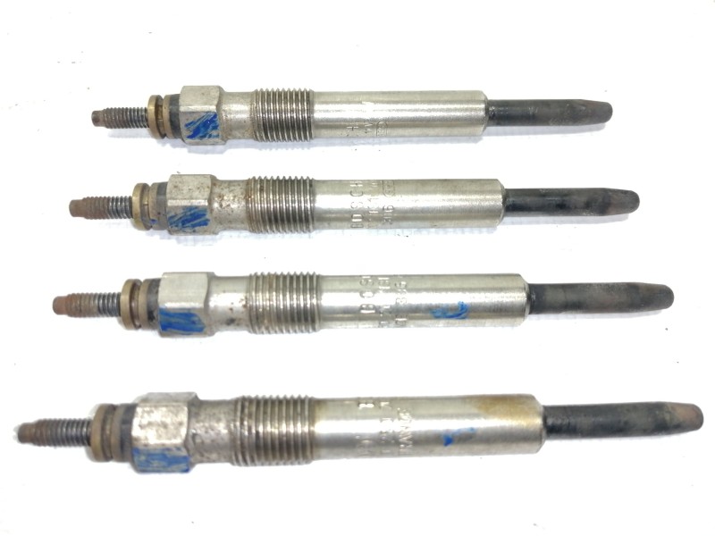 Recambio de calentadores para ford focus berlina (cap) ambiente (d) referencia OEM IAM 0250202131  