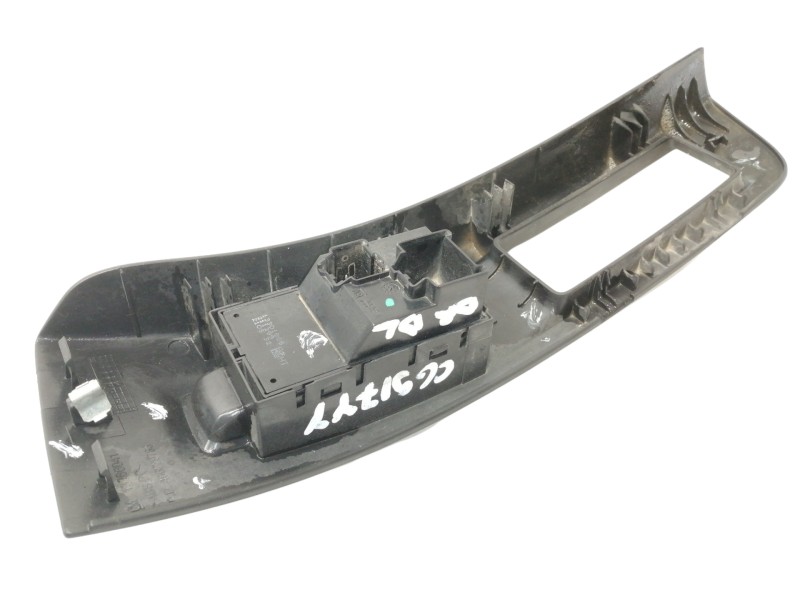 Recambio de mando elevalunas delantero derecho para opel meriva b cosmo referencia OEM IAM 13301888  