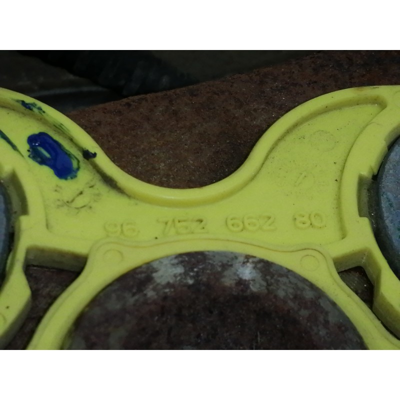 Recambio de mangueta trasera izquierda para opel crossland x edition referencia OEM IAM 9675266280  