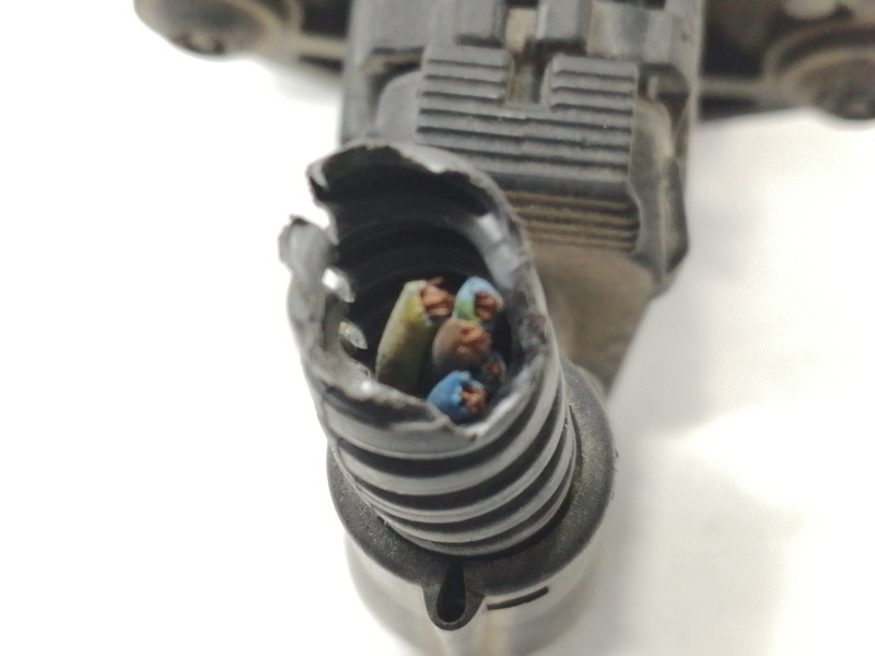 Recambio de caudalimetro para fiat punto berlina (188) 1.3 jtd 70 multijet active referencia OEM IAM 0281002613  