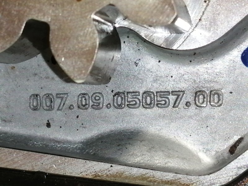 Recambio de bomba aceite para nissan cabstar e tl35-1 referencia OEM IAM 007090505700  