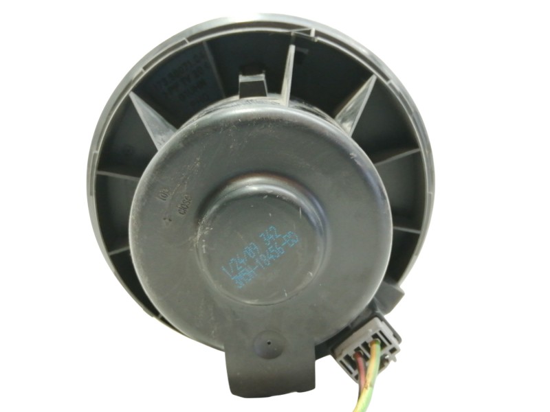 Recambio de ventilador calefaccion para ford kuga (cbv) titanium referencia OEM IAM 3M5H18456BD  