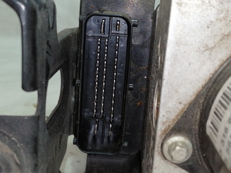 Recambio de abs para opel insignia berlina cosmo referencia OEM IAM 13316697 16312208 54085328C