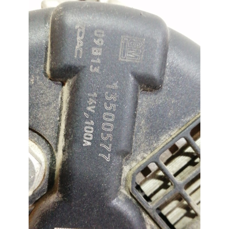 Recambio de alternador para opel insignia berlina cosmo referencia OEM IAM 13500577  