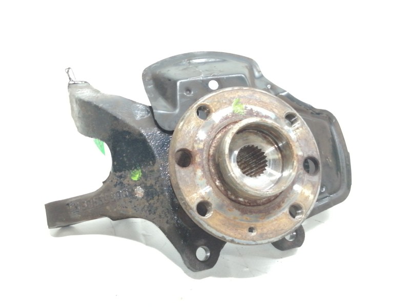 Recambio de mangueta delantera izquierda para opel corsa b edition 2000 referencia OEM IAM 90539906  