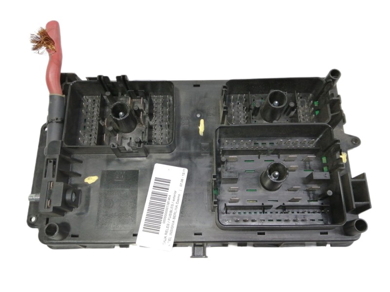 Recambio de caja reles / fusibles para opel insignia berlina cosmo referencia OEM IAM 13222782 544949969 1327587403