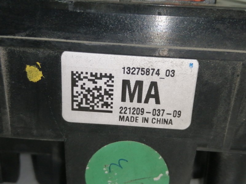 Recambio de caja reles / fusibles para opel insignia berlina cosmo referencia OEM IAM 13222782 544949969 1327587403