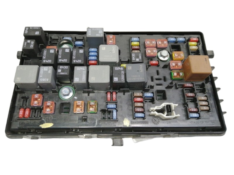 Recambio de caja reles / fusibles para opel insignia berlina cosmo referencia OEM IAM 13222782 544949969 1327587403
