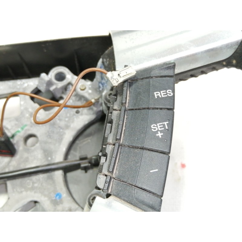 Recambio de volante para ford kuga (cbv) titanium referencia OEM IAM 3M513600CJW  