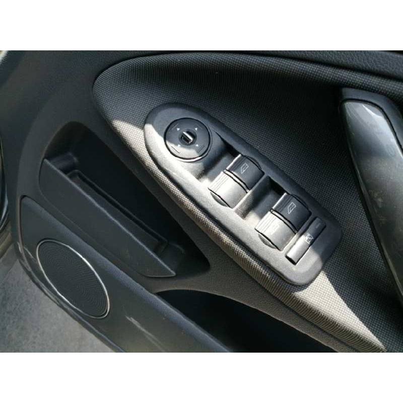 Recambio de mando elevalunas delantero izquierdo para ford kuga (cbv) titanium referencia OEM IAM 8M5T14A132AC  