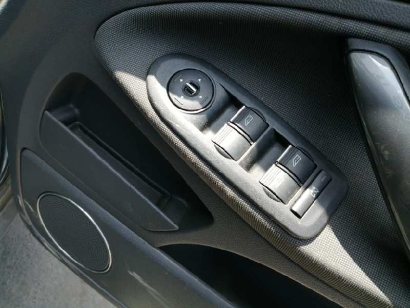 Recambio de mando elevalunas delantero izquierdo para ford kuga (cbv) titanium referencia OEM IAM 8M5T14A132AC  