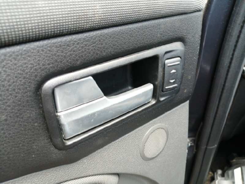 Recambio de mando elevalunas trasero izquierdo para ford kuga (cbv) titanium referencia OEM IAM 3M51226A37  