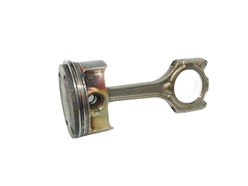 Recambio de piston para opel insignia berlina cosmo referencia OEM IAM 080325  CON BIELA