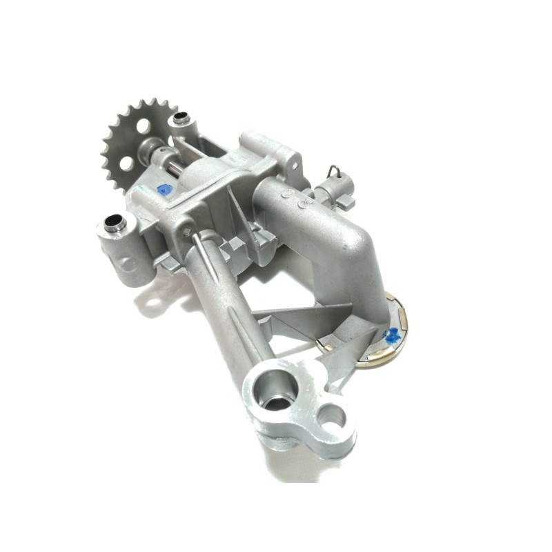 Recambio de bomba aceite para opel movano furgón corto 3.5t referencia OEM IAM 157NS07  