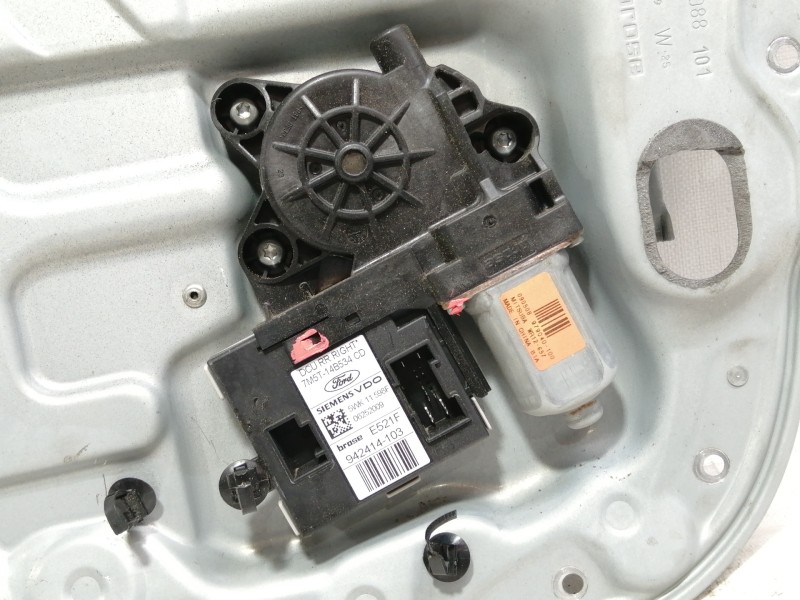 Recambio de elevalunas trasero derecho para ford kuga (cbv) titanium referencia OEM IAM 7M5T14B534CD 7M5T14B534 / 8V41S264A26AD 