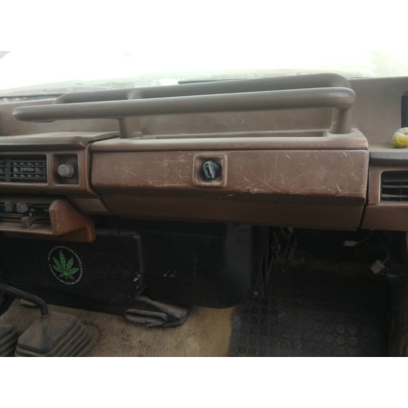 Recambio de guantera para nissan patrol (k/w160) familiar (w160) referencia OEM IAM   