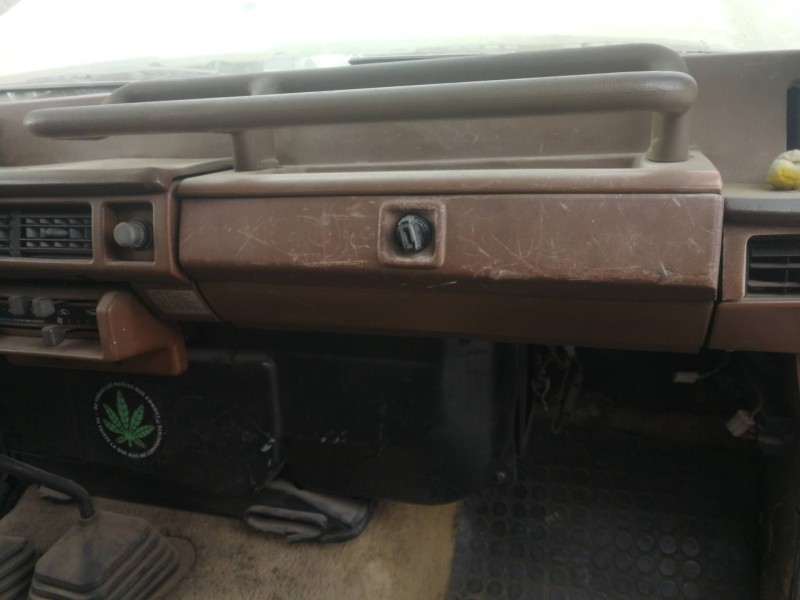 Recambio de guantera para nissan patrol (k/w160) familiar (w160) referencia OEM IAM   