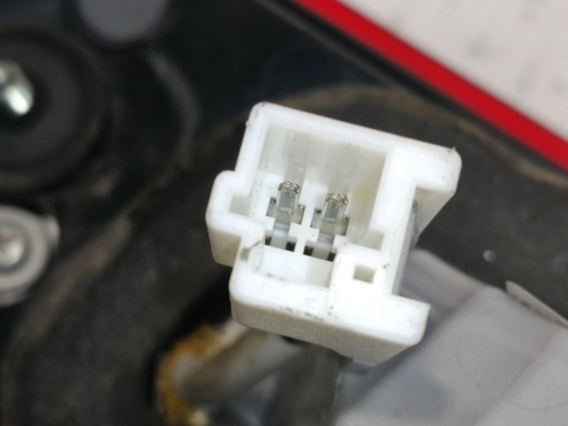 Recambio de piloto trasero izquierdo para mazda 3 lim. () luxury referencia OEM IAM B45A513G0  INTERIOR