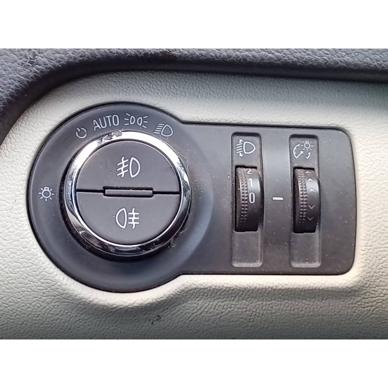 Recambio de mando luces para opel insignia berlina cosmo referencia OEM IAM   