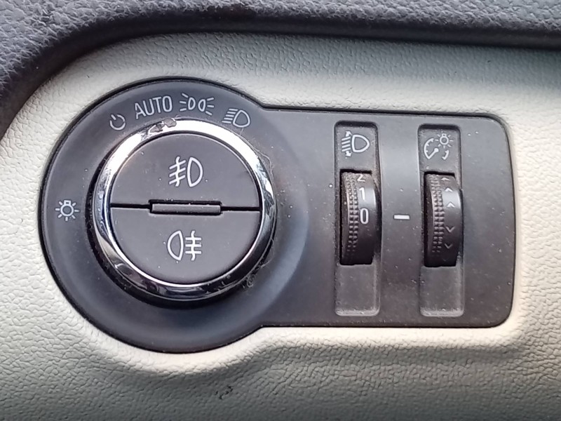 Recambio de mando luces para opel insignia berlina cosmo referencia OEM IAM   