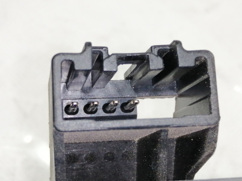 Recambio de cerradura maletero / porton para ford kuga (cbv) titanium referencia OEM IAM 8V41S442A66AD  