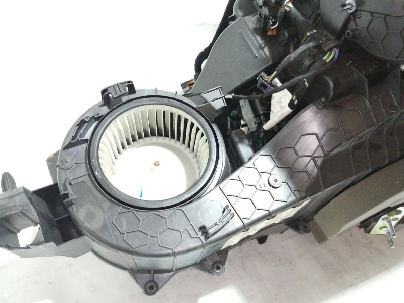 Recambio de calefaccion entera normal para fiat 500 x (334) urban referencia OEM IAM 00520696740  