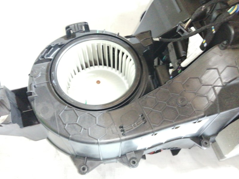 Recambio de calefaccion entera normal para fiat 500 x (334) urban referencia OEM IAM 00520696740  