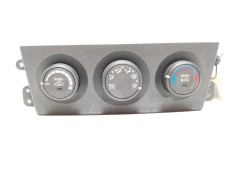 Recambio de mando calefaccion / aire acondicionado para kia sorento 2.5 crdi vgt ex2 referencia OEM IAM 972503E570  