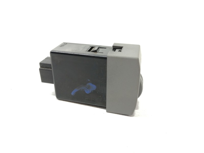 Recambio de mando luces para kia sorento 2.5 crdi vgt ex2 referencia OEM IAM 751000080  